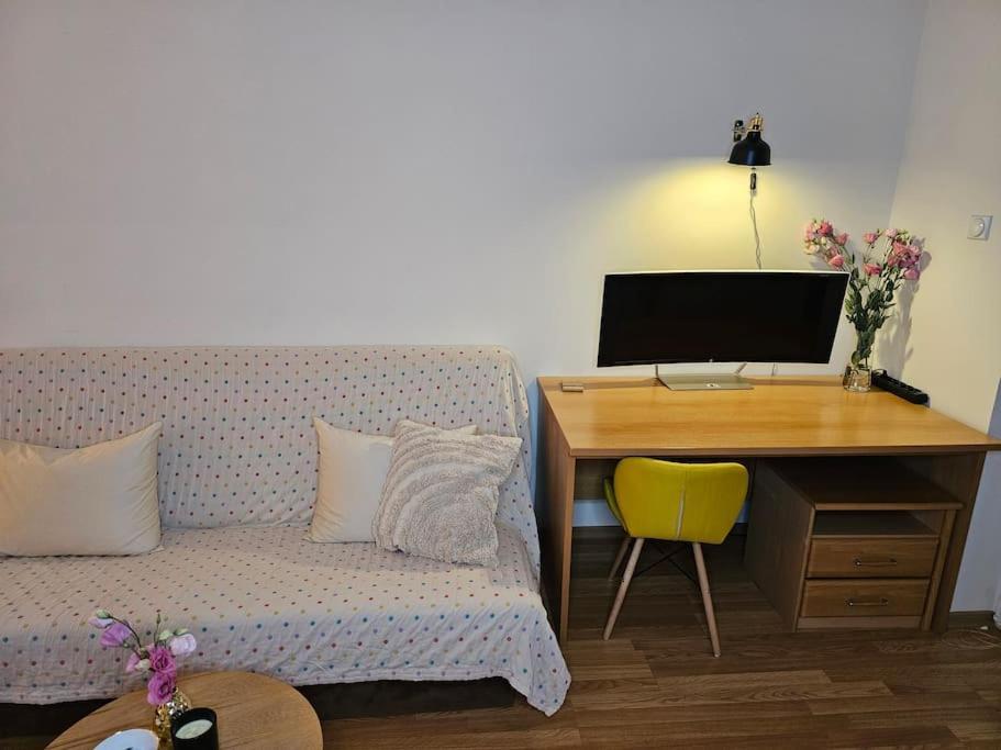Grandpa Vojin'S Cozy Corner Apartamento Subotica Exterior foto